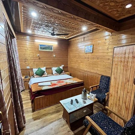 Sun N Shade Guest House Srīnagar Екстериор снимка