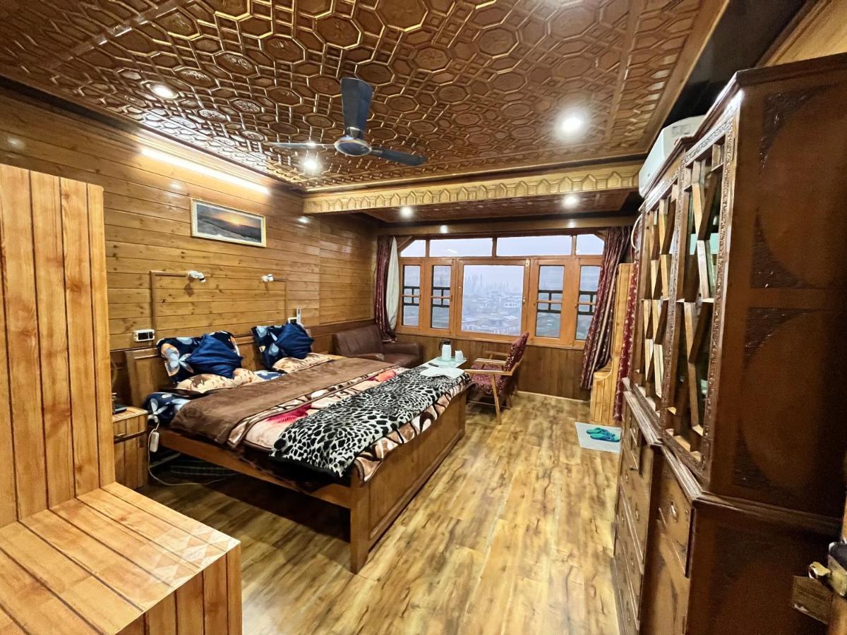 Sun N Shade Guest House Srīnagar Екстериор снимка