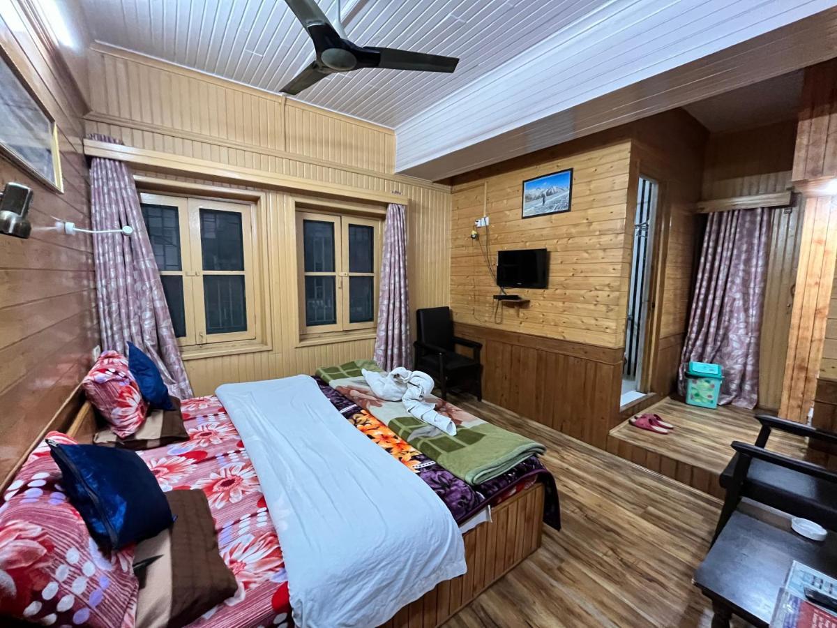 Sun N Shade Guest House Srīnagar Екстериор снимка